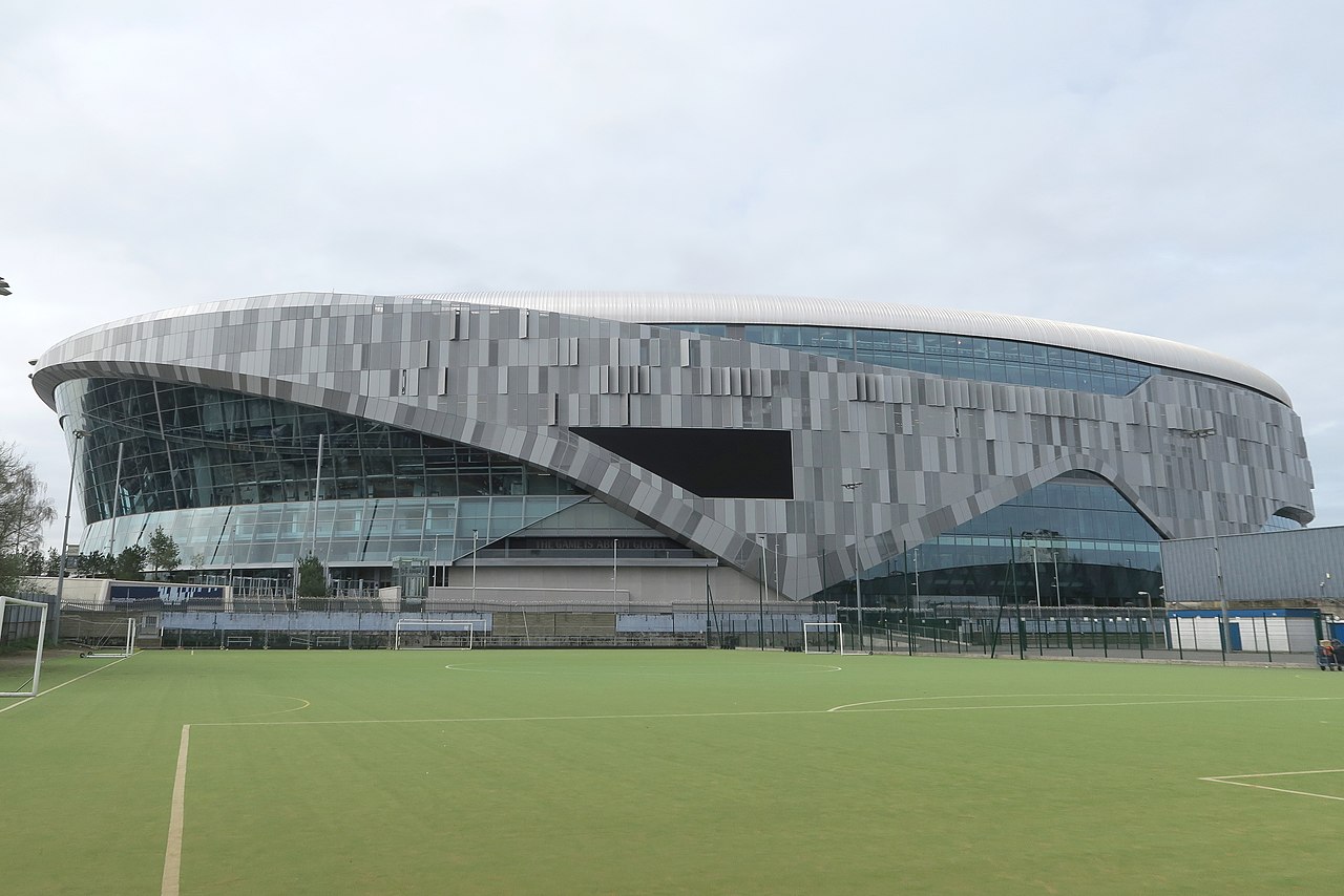 1280px Tottenham Hotspur Stadium March 2019 view from east